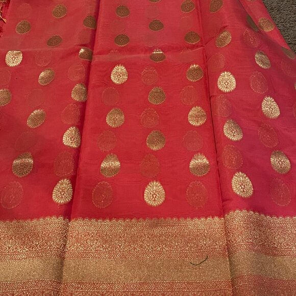 Soft Banarasi Saree in Pastel Pink with Rich Zari Border & Pallu Boutique - Picture 11 of 15